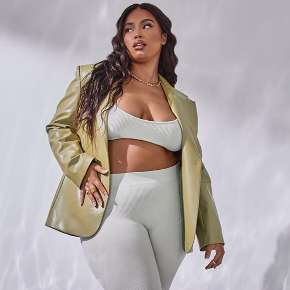 PrettyLittleThing Light Olive Blazer